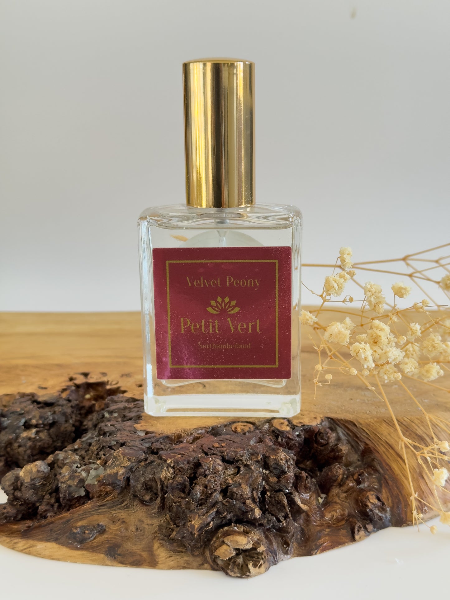 Petit Vert Velvet Peony Home Spray